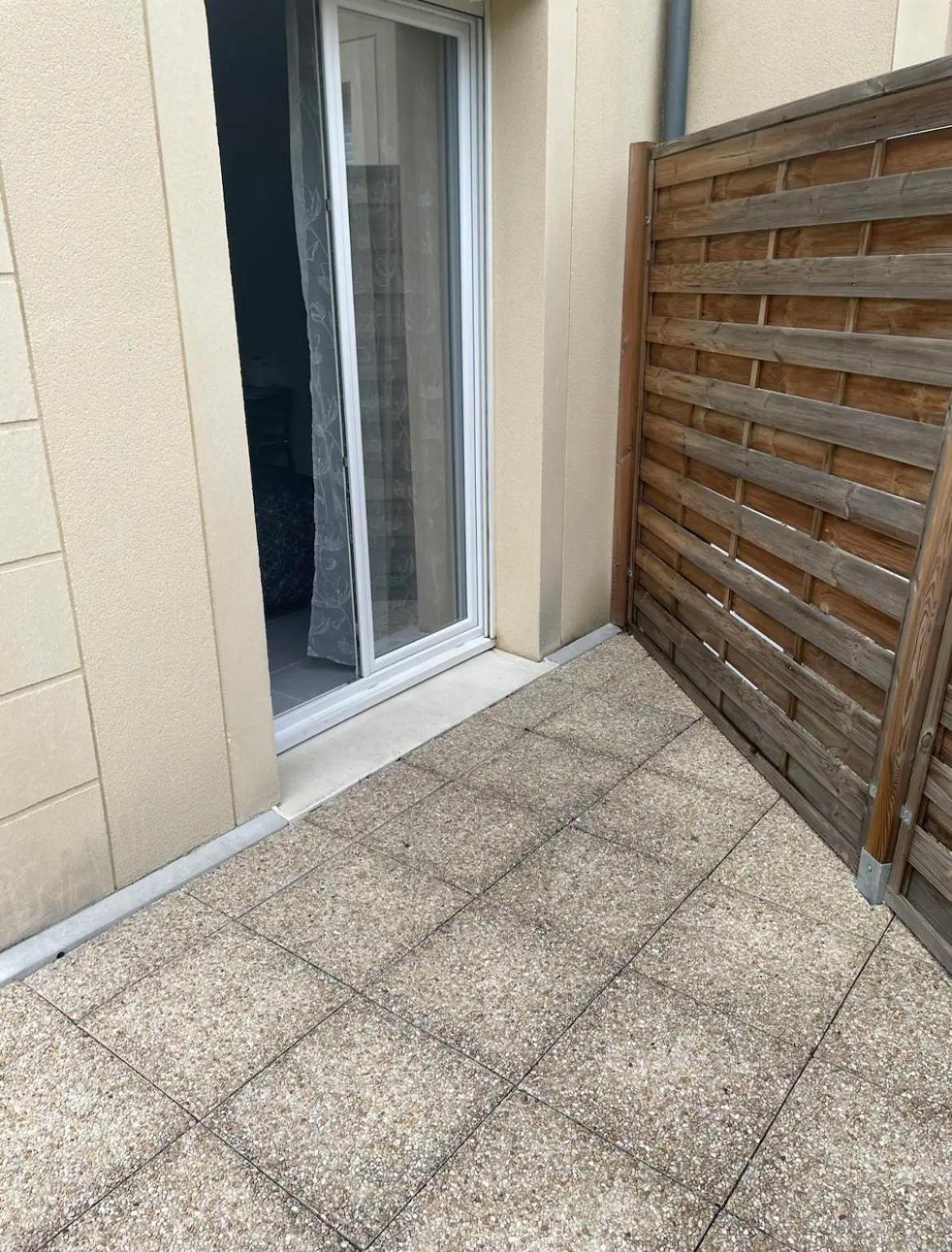 Studio A 300 M De La Gare De Mantes-La-Jolie Mantes-la-Jolie Exterior foto